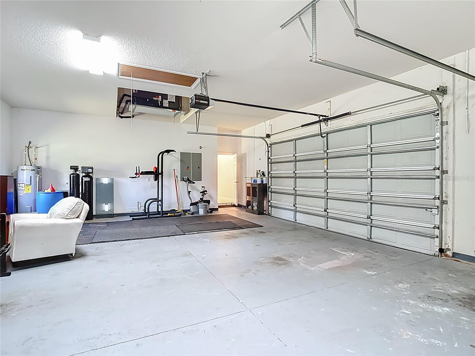 2705 COASTAL RANGE WAY, LUTZ, FL, 33559