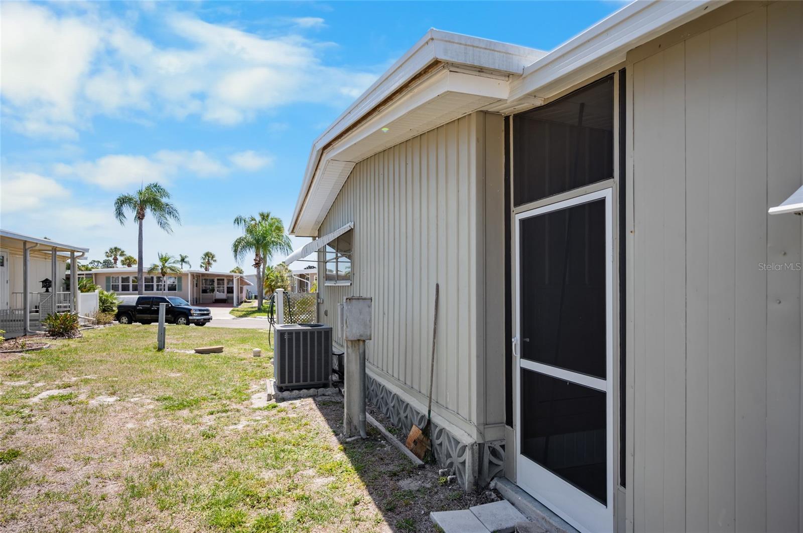 5751 HYACINTH RD, VENICE, FL, 34293