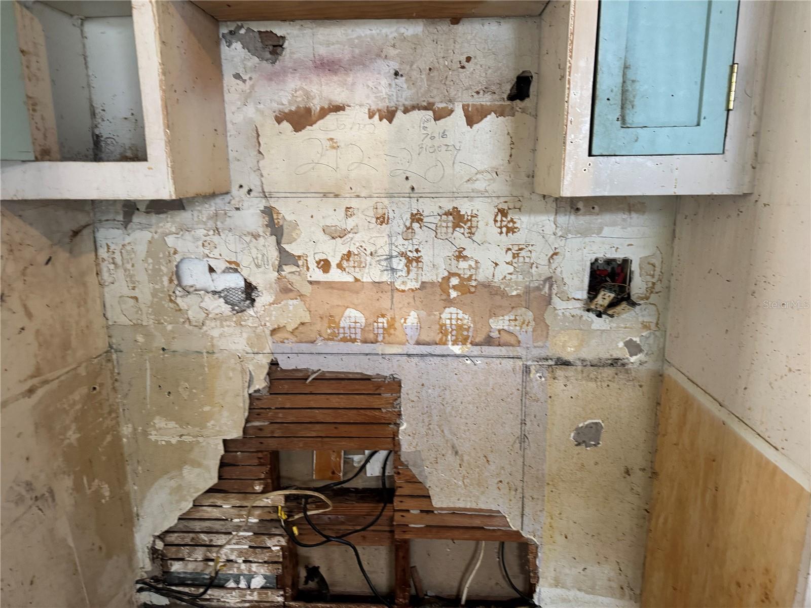 930 N WILD OLIVE AVE, DAYTONA BEACH, FL, 32118