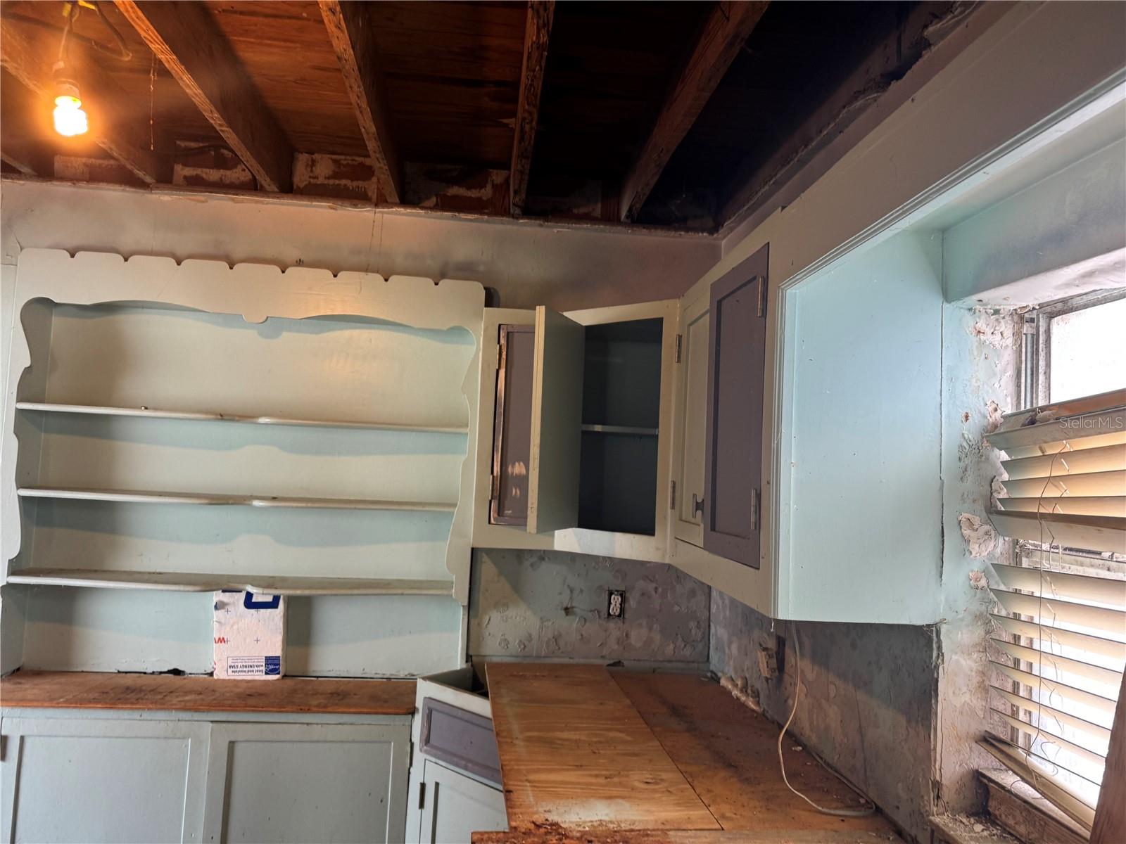 930 N WILD OLIVE AVE, DAYTONA BEACH, FL, 32118