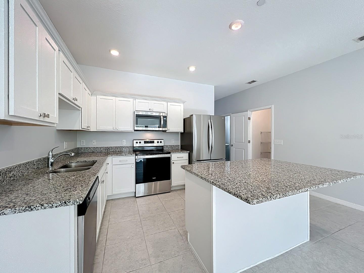 3326 AZOLLA ST, ORLANDO, FL, 32808