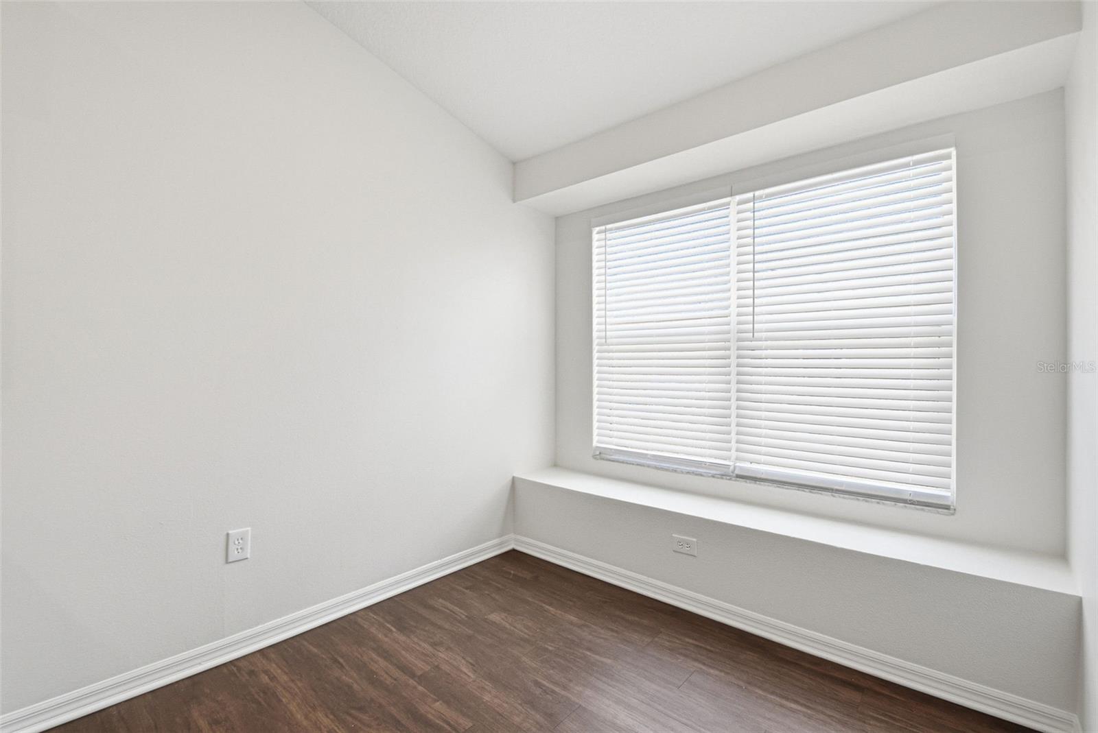 1452 BAYTHORN DR, WESLEY CHAPEL, FL, 33543