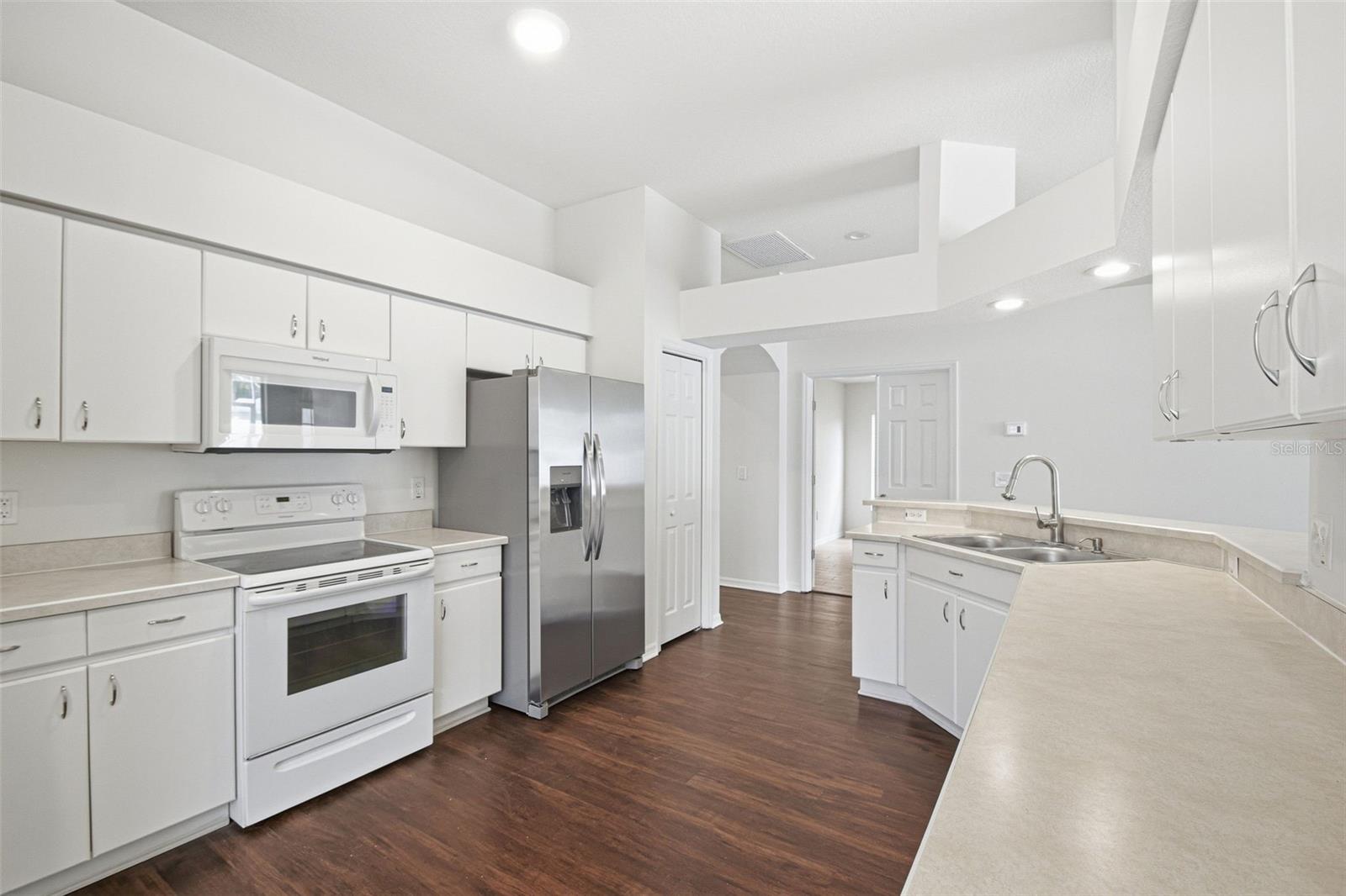 1452 BAYTHORN DR, WESLEY CHAPEL, FL, 33543