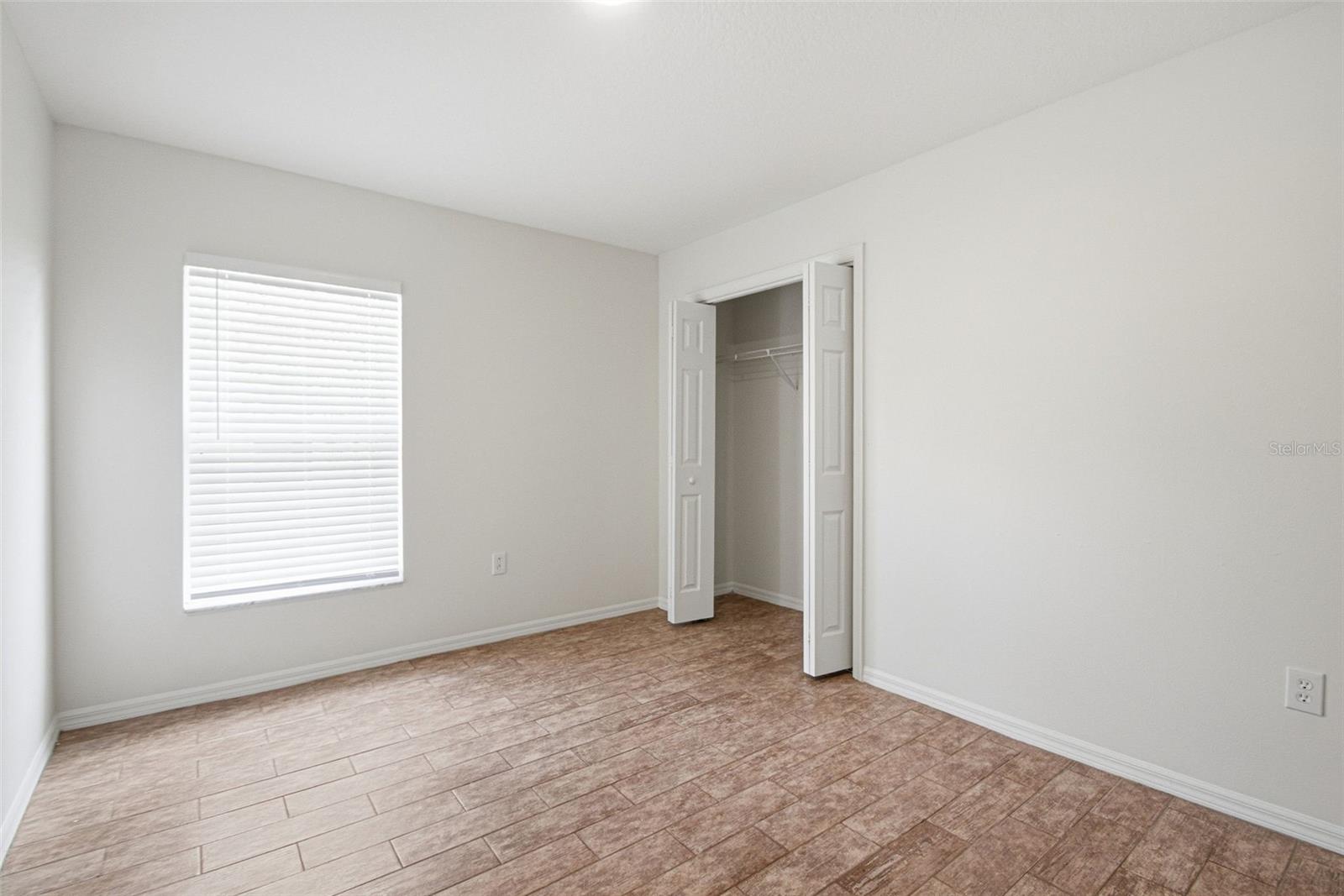 1452 BAYTHORN DR, WESLEY CHAPEL, FL, 33543