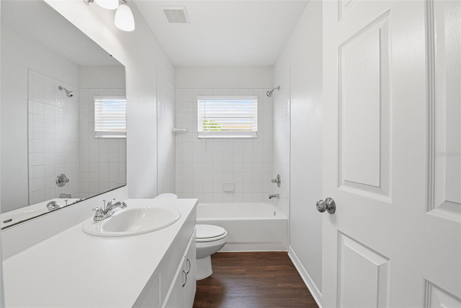 1452 BAYTHORN DR, WESLEY CHAPEL, FL, 33543