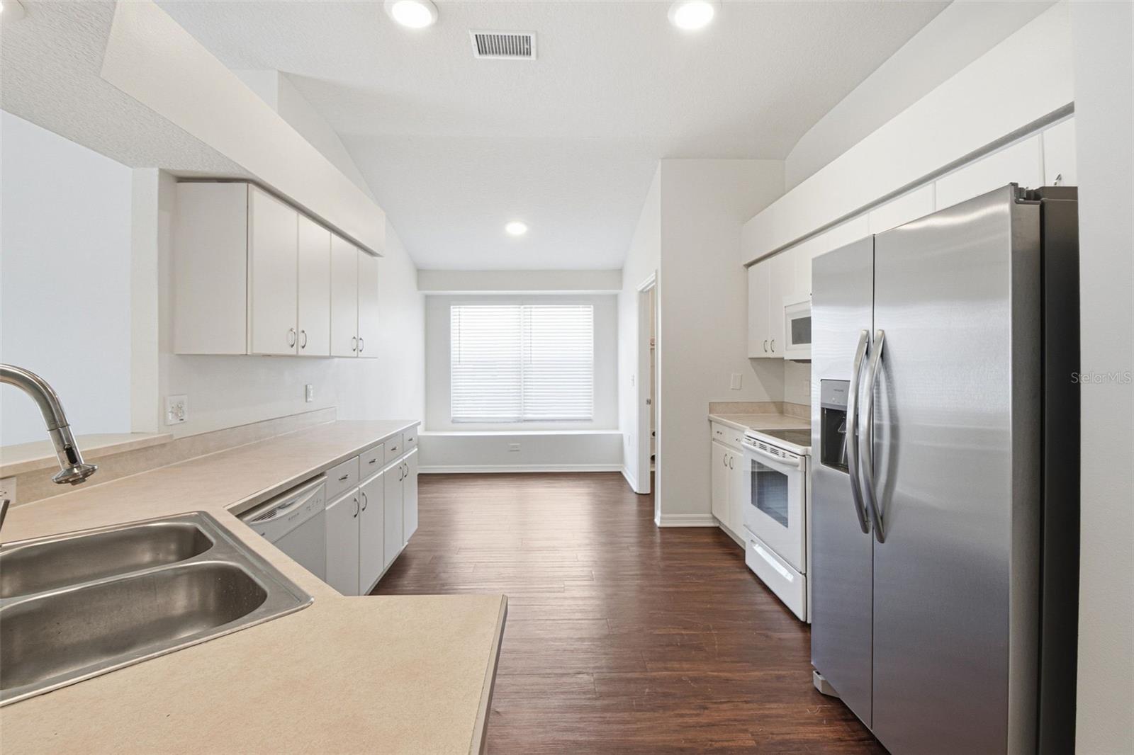 1452 BAYTHORN DR, WESLEY CHAPEL, FL, 33543