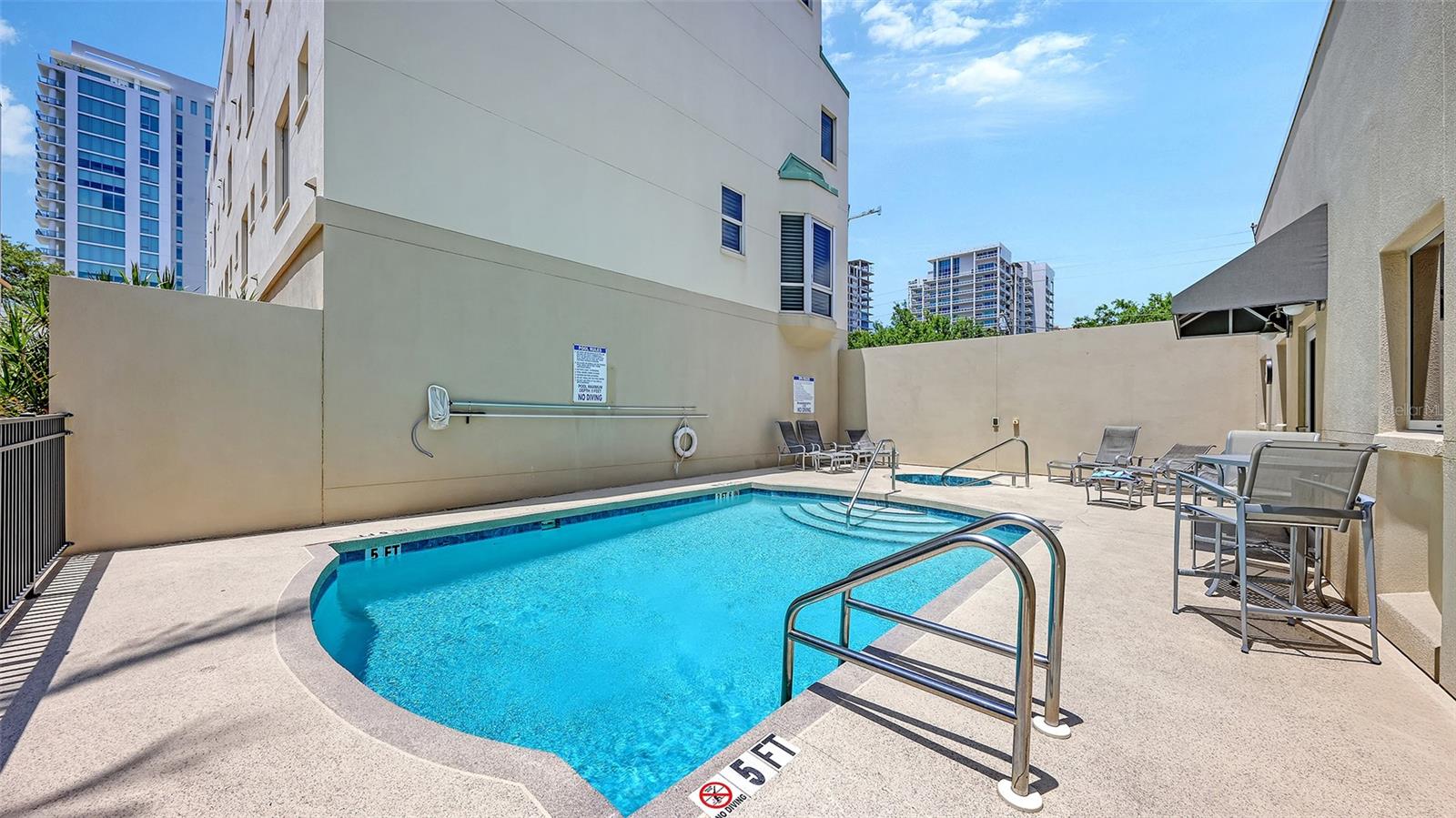 235 COCOANUT AVE #128E, SARASOTA, FL, 34236