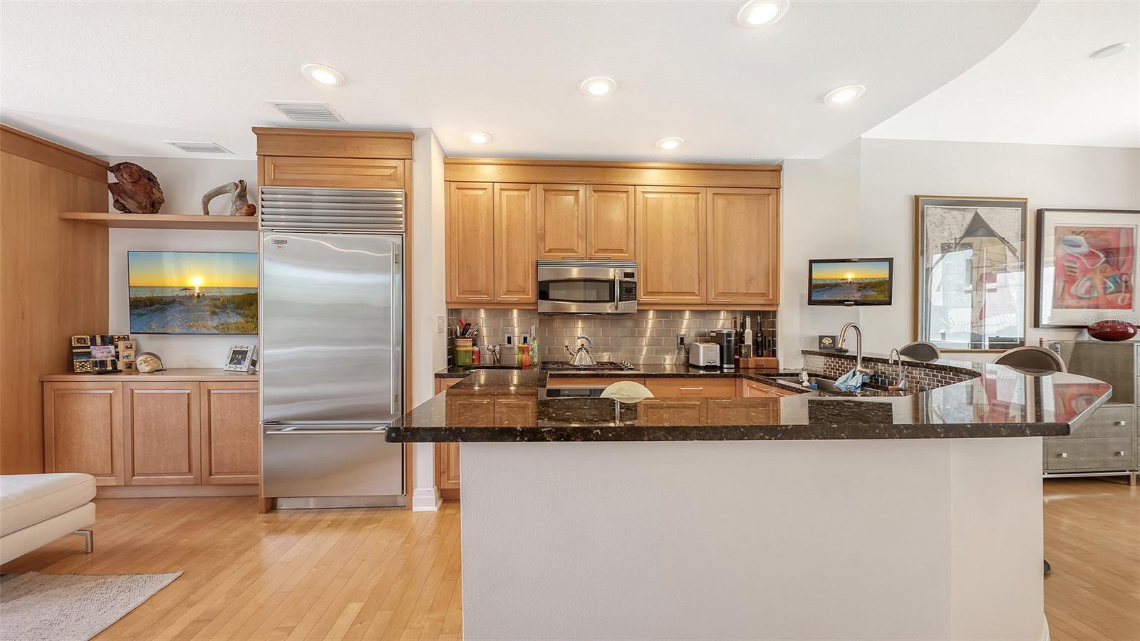 235 COCOANUT AVE #128E, SARASOTA, FL, 34236