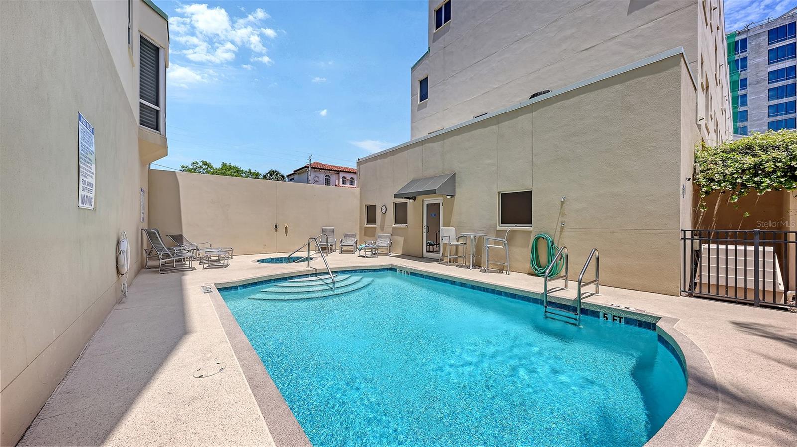 235 COCOANUT AVE #128E, SARASOTA, FL, 34236
