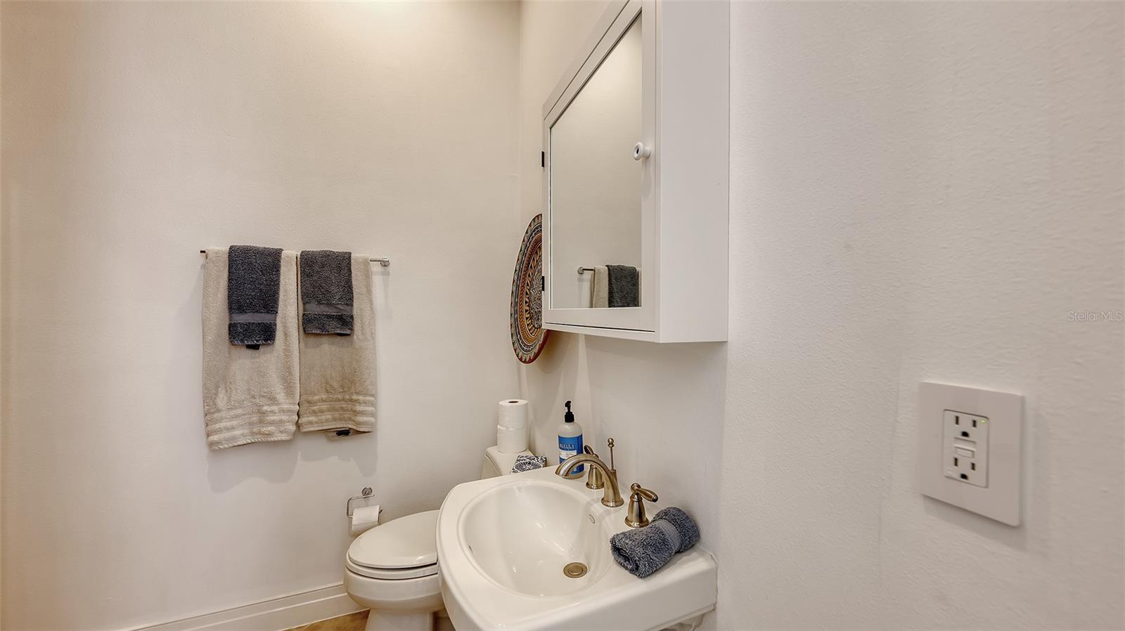 235 COCOANUT AVE #128E, SARASOTA, FL, 34236