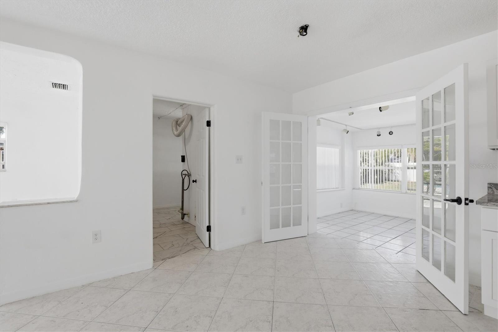 721 BAYSHORE DR, TARPON SPRINGS, FL, 34689