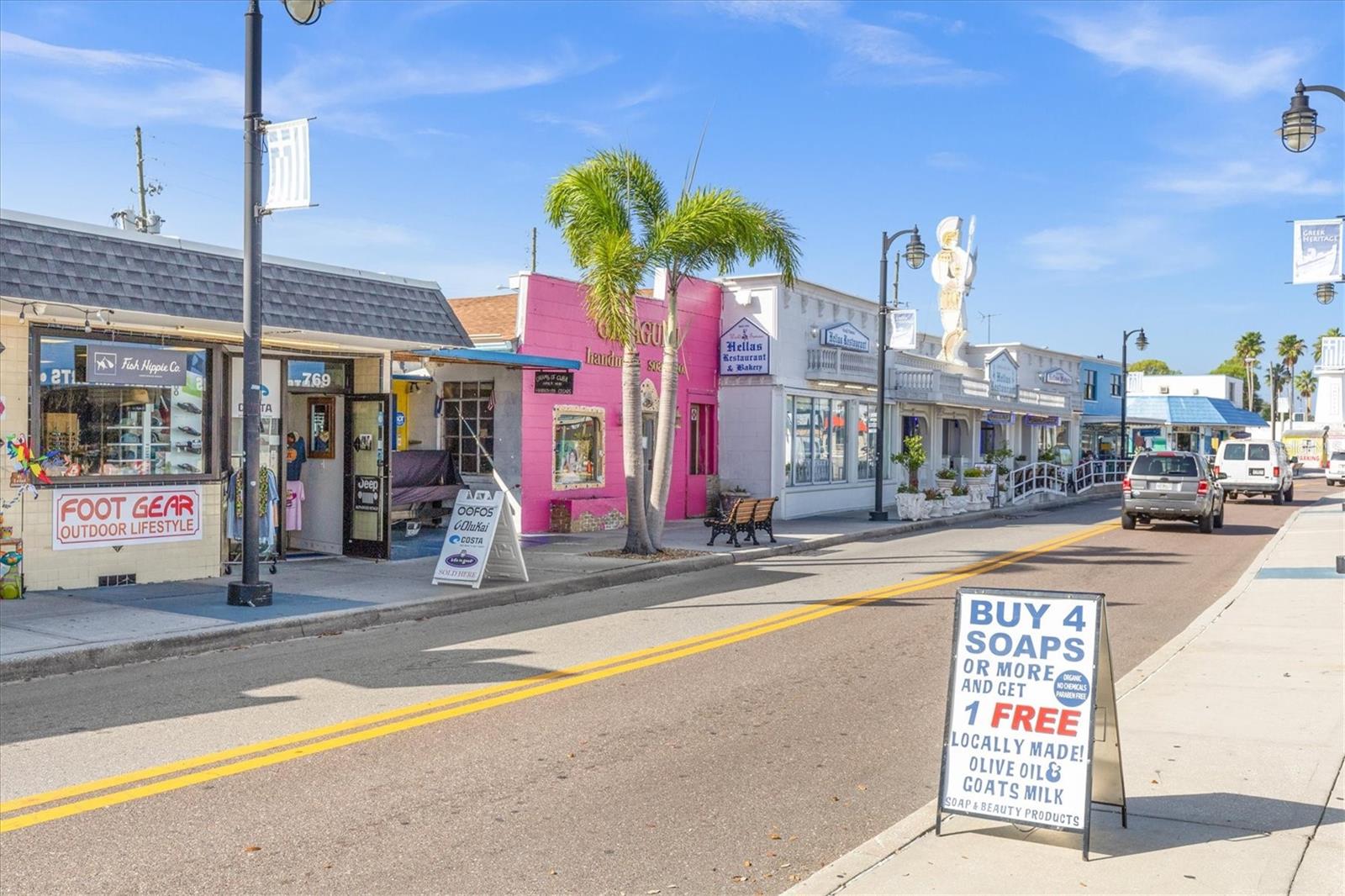 721 BAYSHORE DR, TARPON SPRINGS, FL, 34689