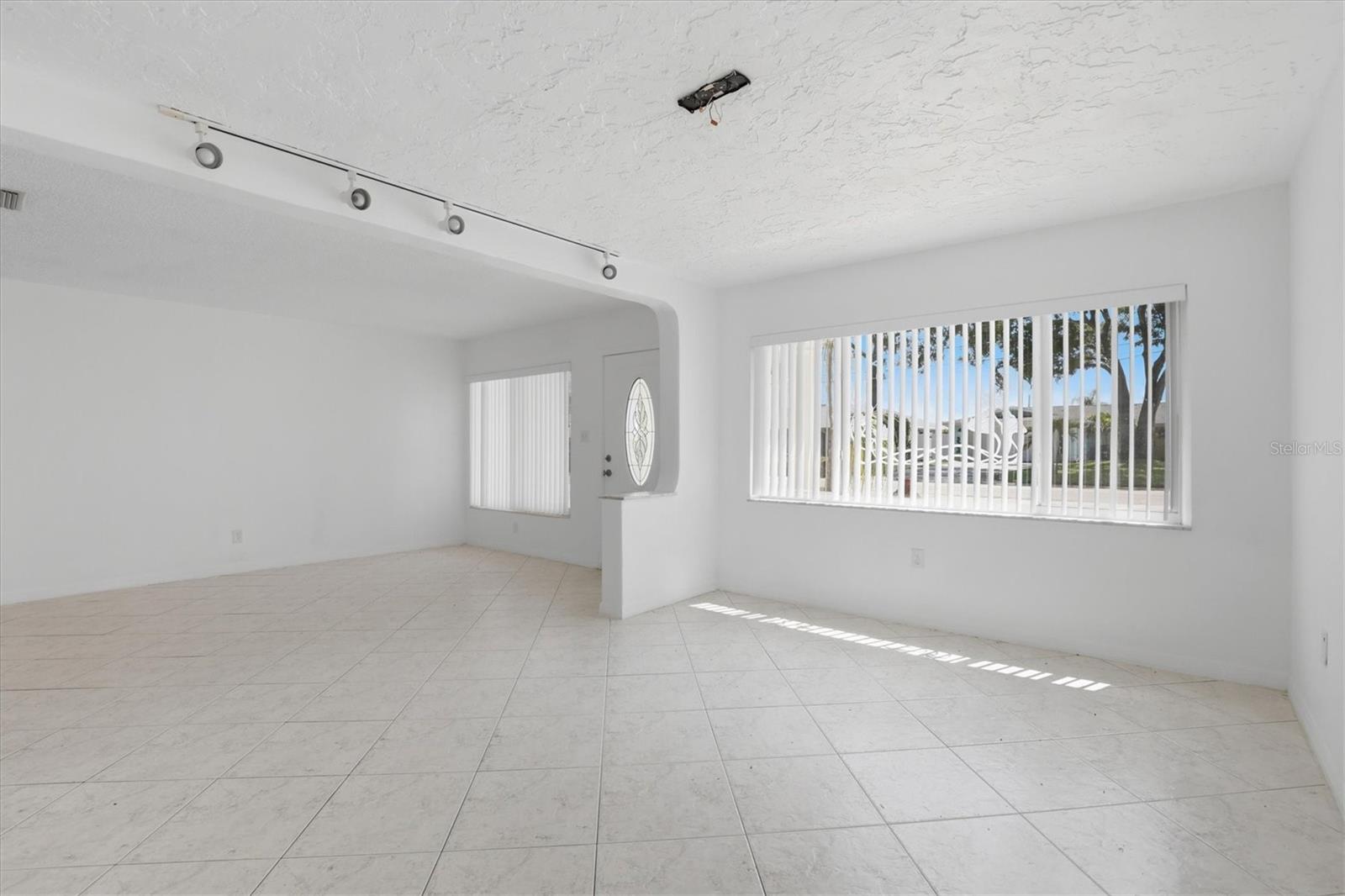 721 BAYSHORE DR, TARPON SPRINGS, FL, 34689