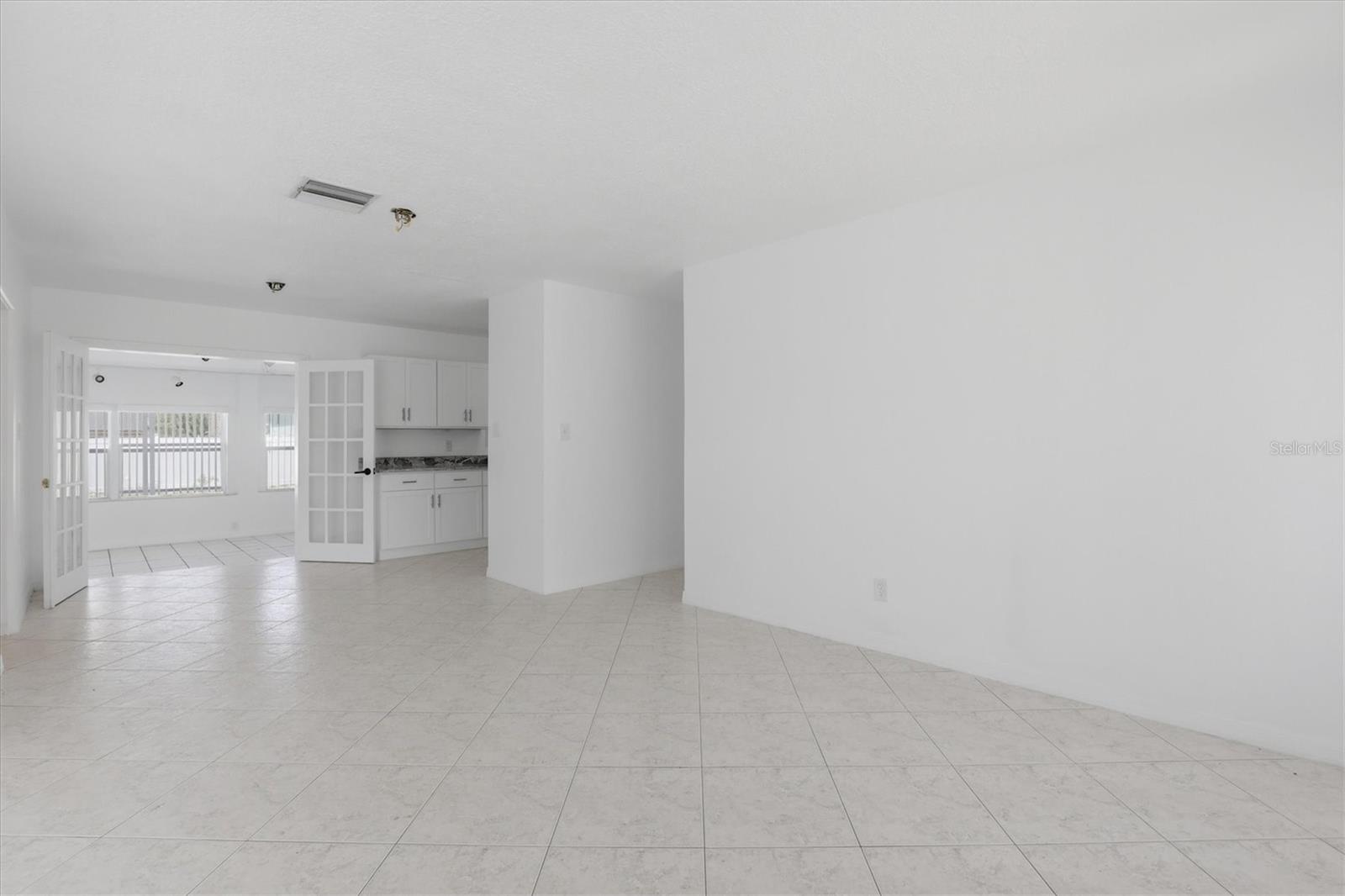 721 BAYSHORE DR, TARPON SPRINGS, FL, 34689