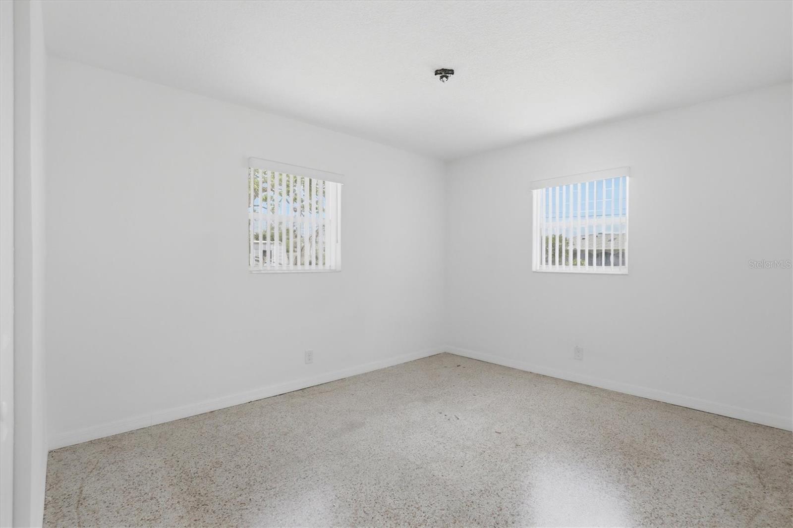 721 BAYSHORE DR, TARPON SPRINGS, FL, 34689