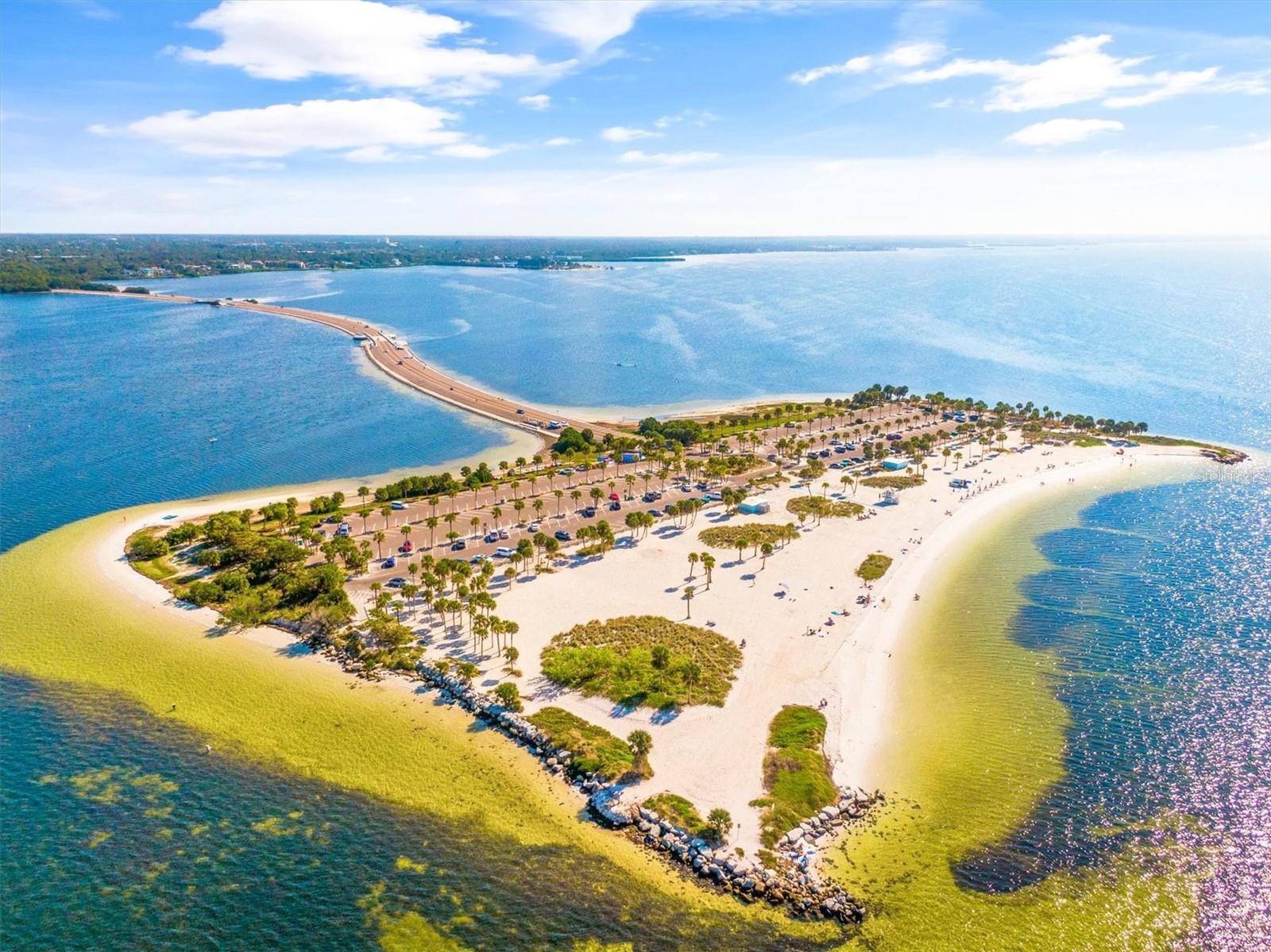 721 BAYSHORE DR, TARPON SPRINGS, FL, 34689