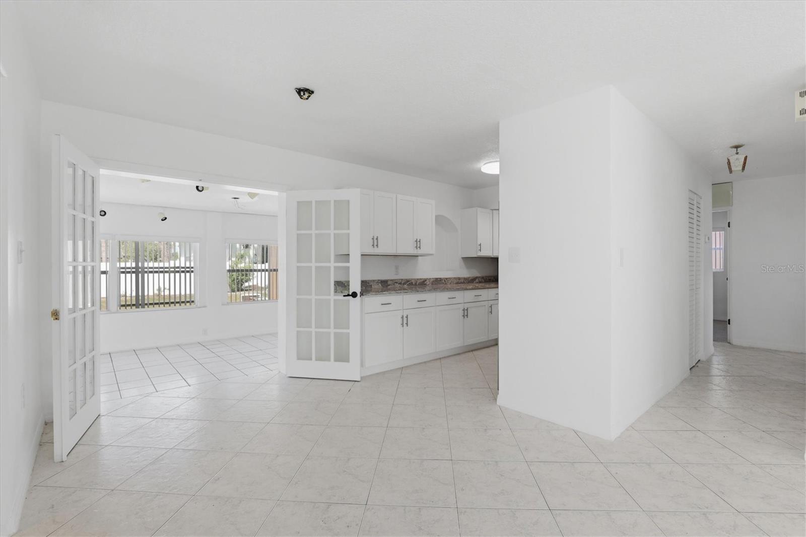 721 BAYSHORE DR, TARPON SPRINGS, FL, 34689