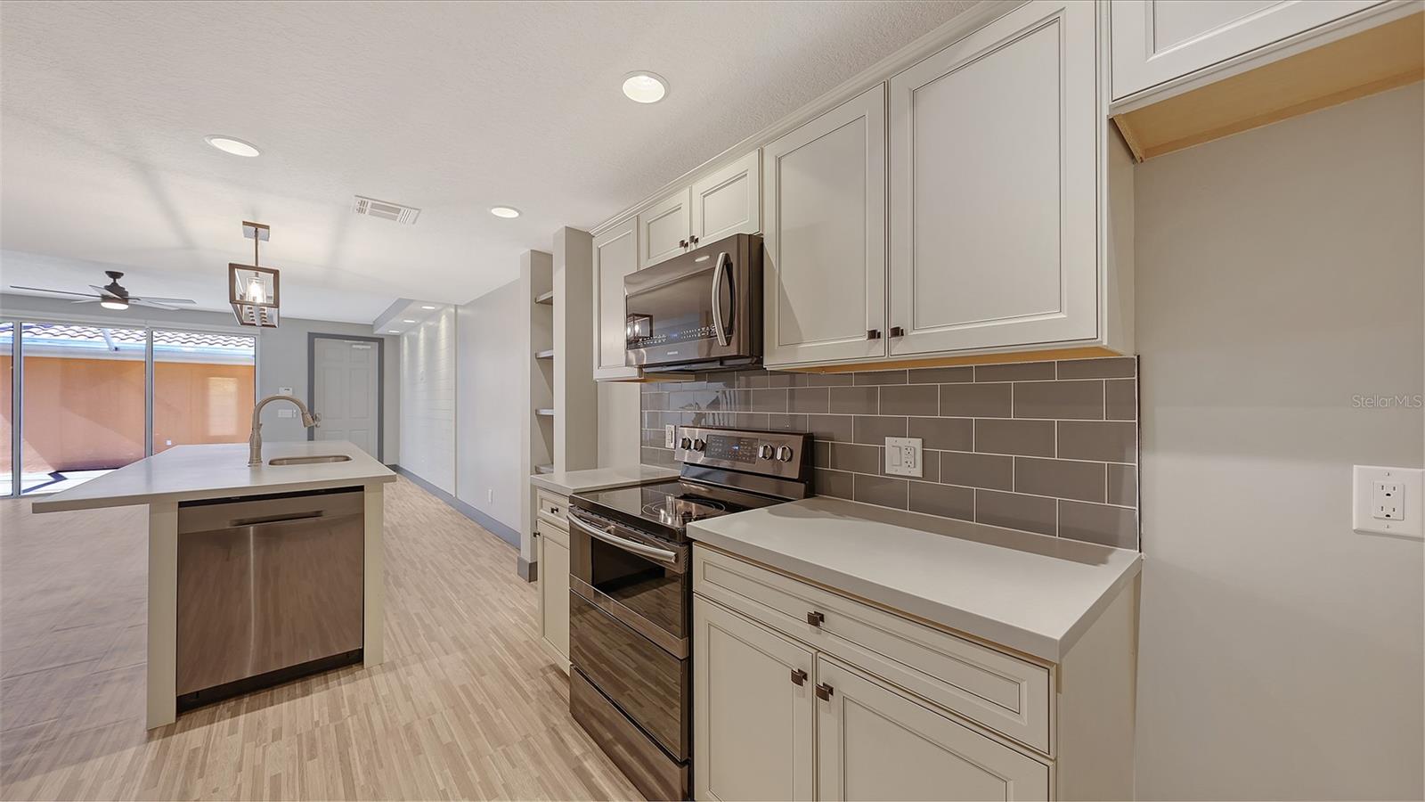 1586 DORGALI DR, SARASOTA, FL, 34238