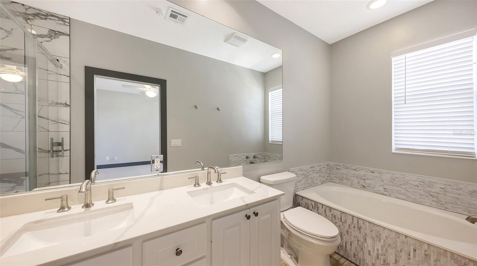 1586 DORGALI DR, SARASOTA, FL, 34238