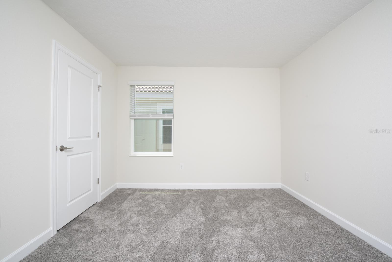 1037 BLACKWOLF RUN RD, DAVENPORT, FL, 33896