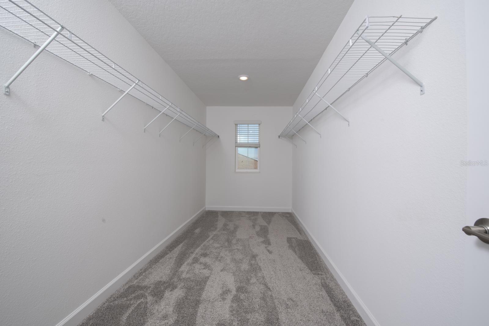 1037 BLACKWOLF RUN RD, DAVENPORT, FL, 33896