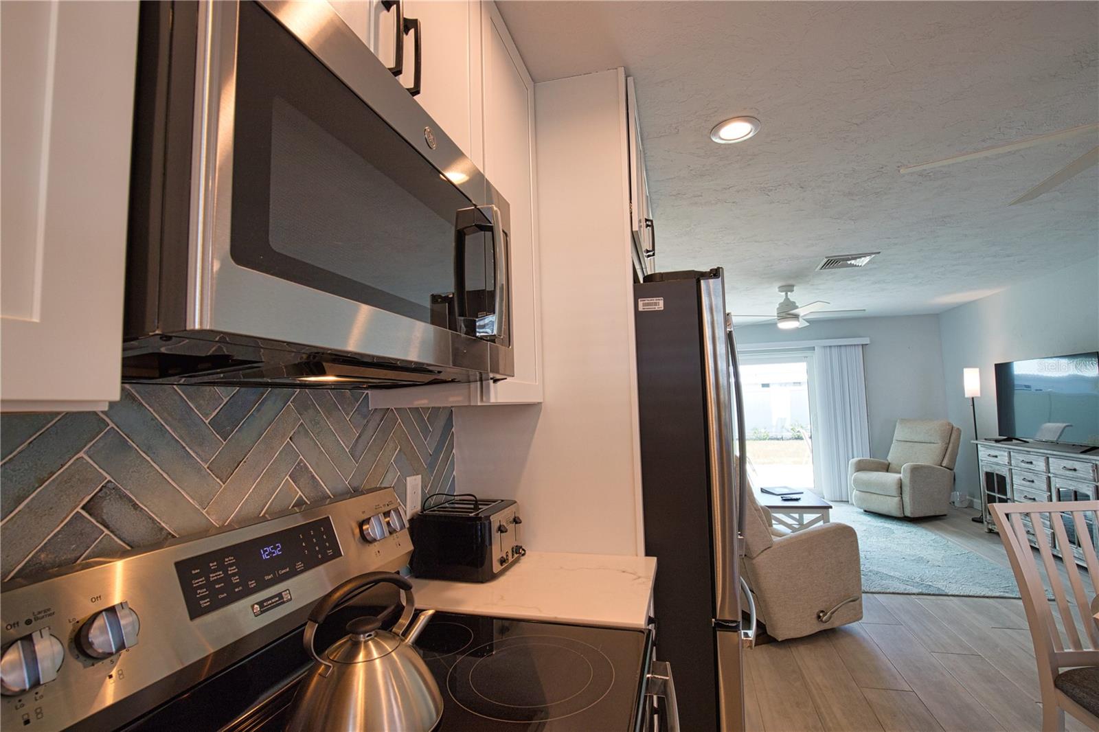 5830 MIDNIGHT PASS ROAD #86, SARASOTA, FL, 34242