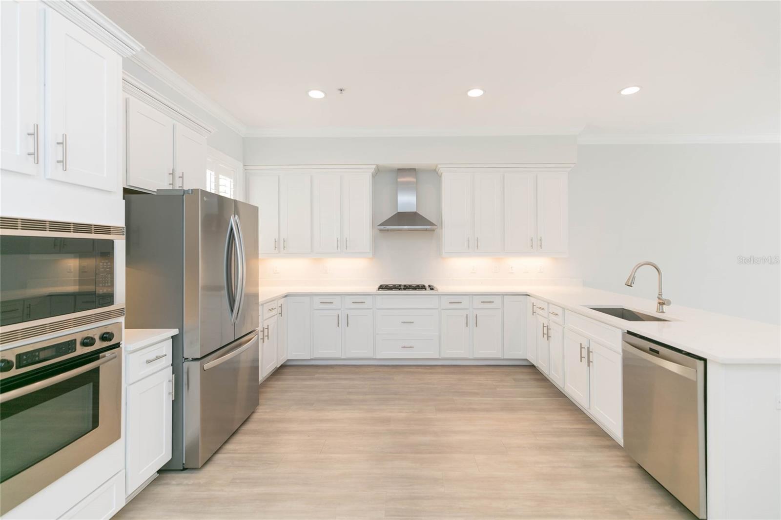 114 E DAVIS BLVD #13, TAMPA, FL, 33606