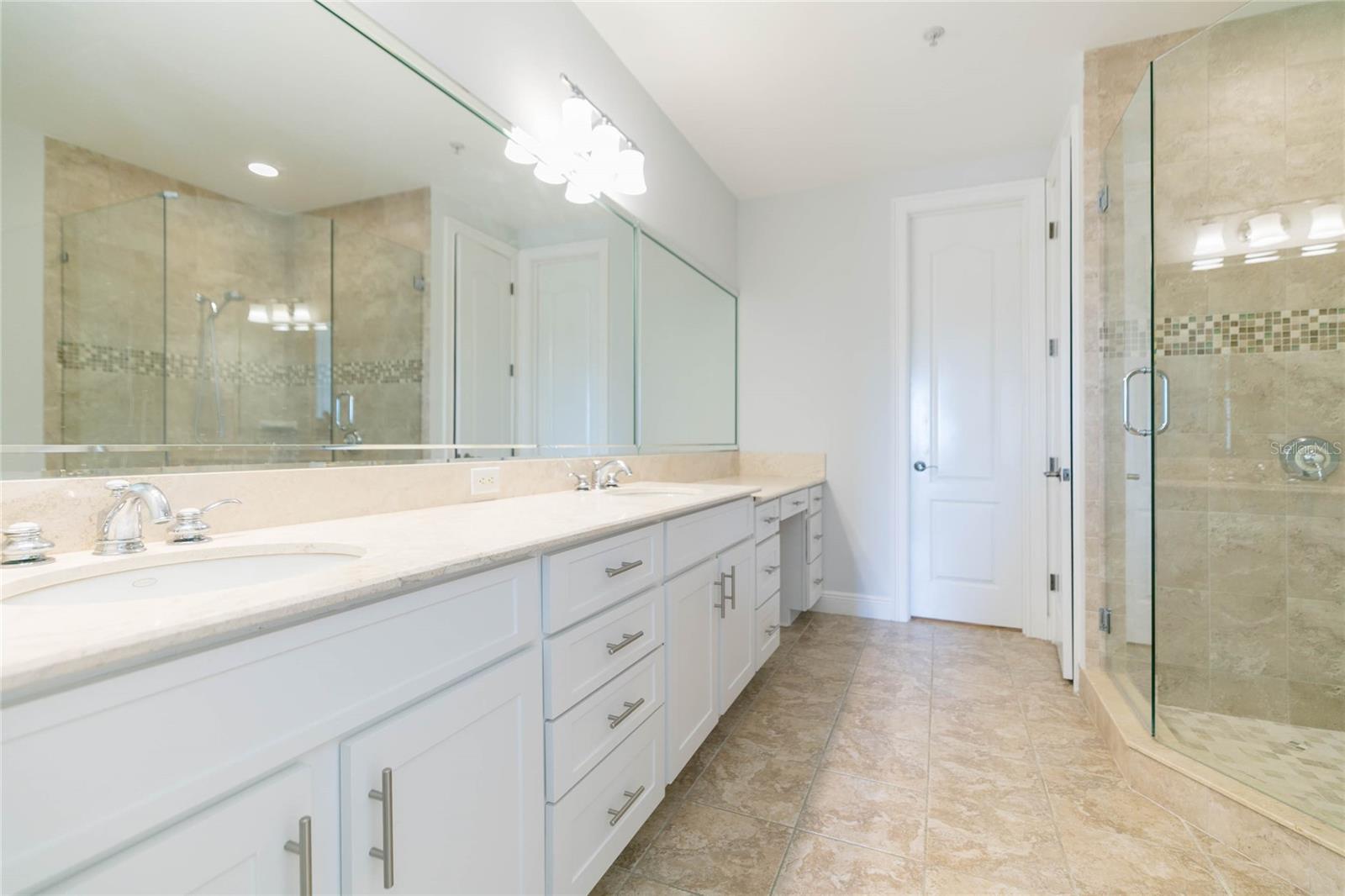 114 E DAVIS BLVD #13, TAMPA, FL, 33606