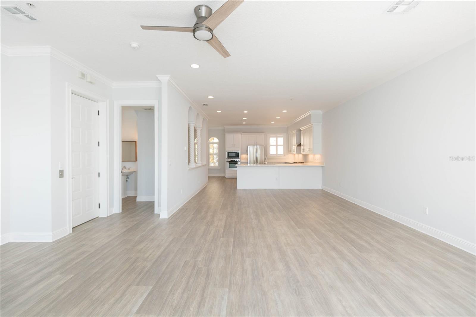 114 E DAVIS BLVD #13, TAMPA, FL, 33606