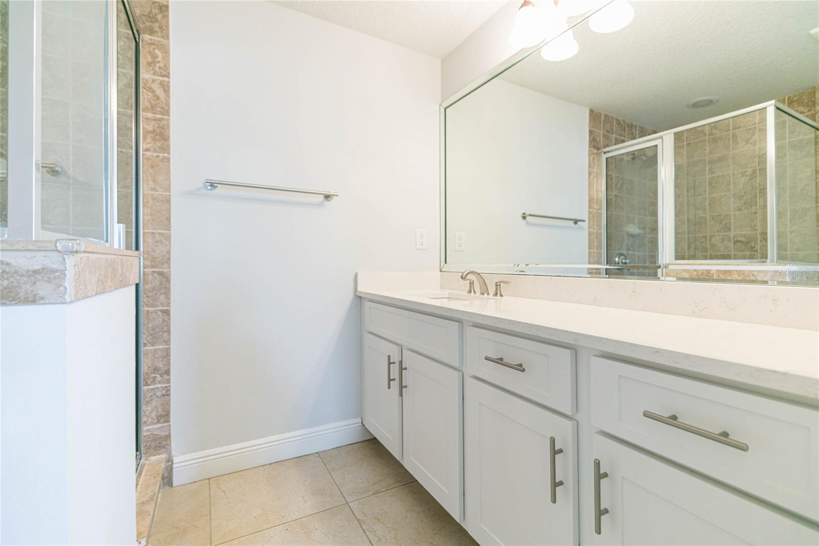 114 E DAVIS BLVD #13, TAMPA, FL, 33606