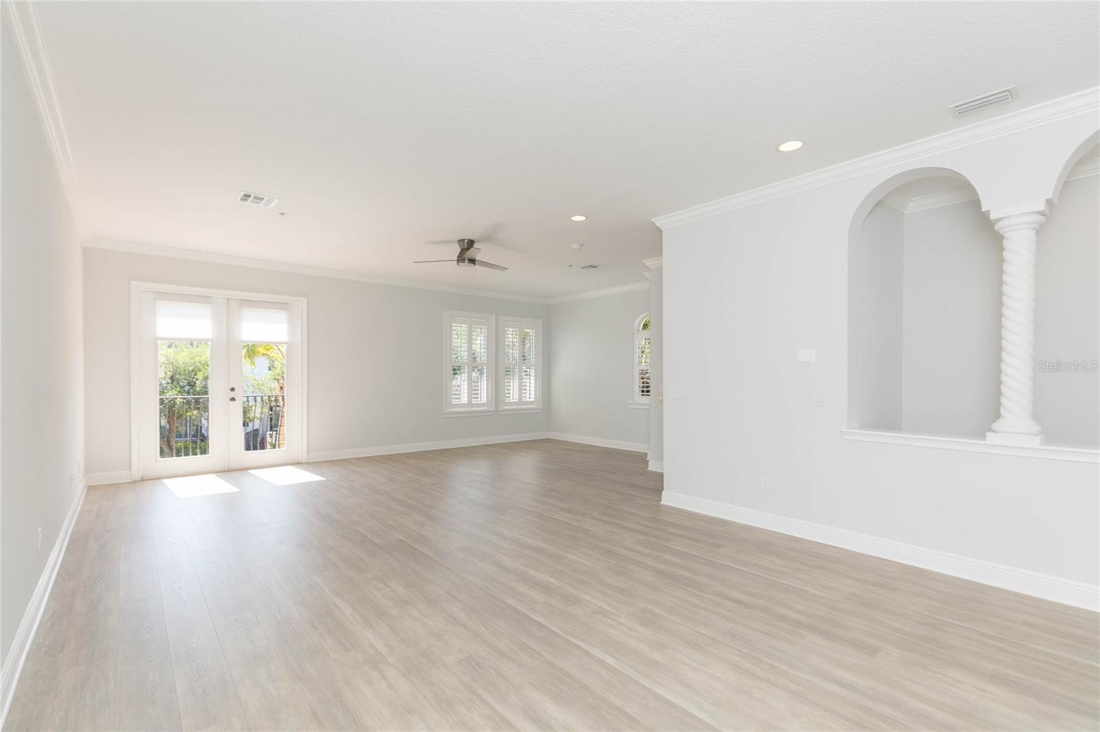 114 E DAVIS BLVD #13, TAMPA, FL, 33606
