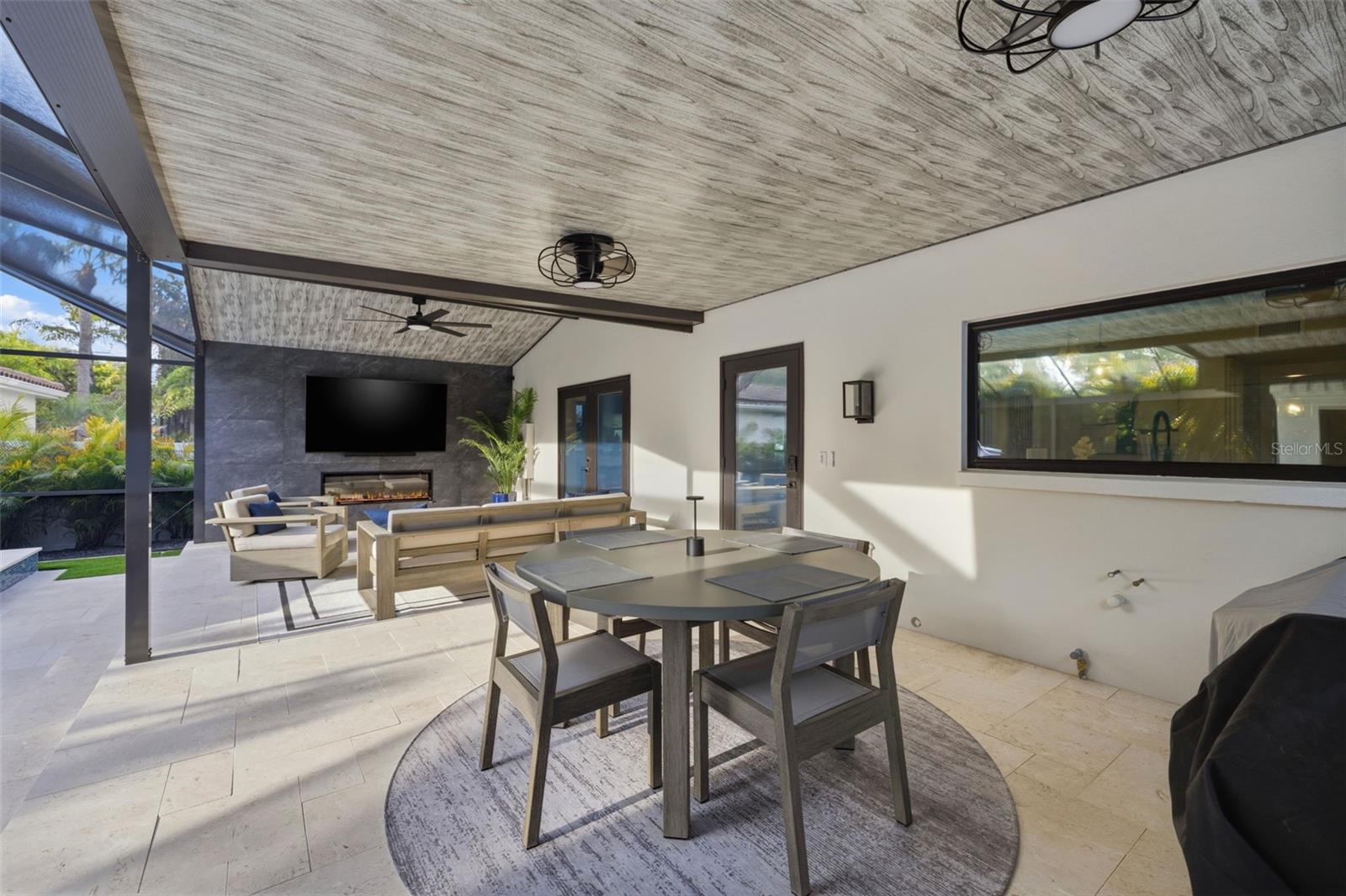 417 S PALOMA PL, TAMPA, FL, 33609