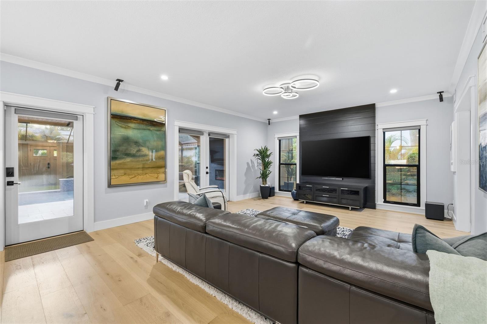 417 S PALOMA PL, TAMPA, FL, 33609