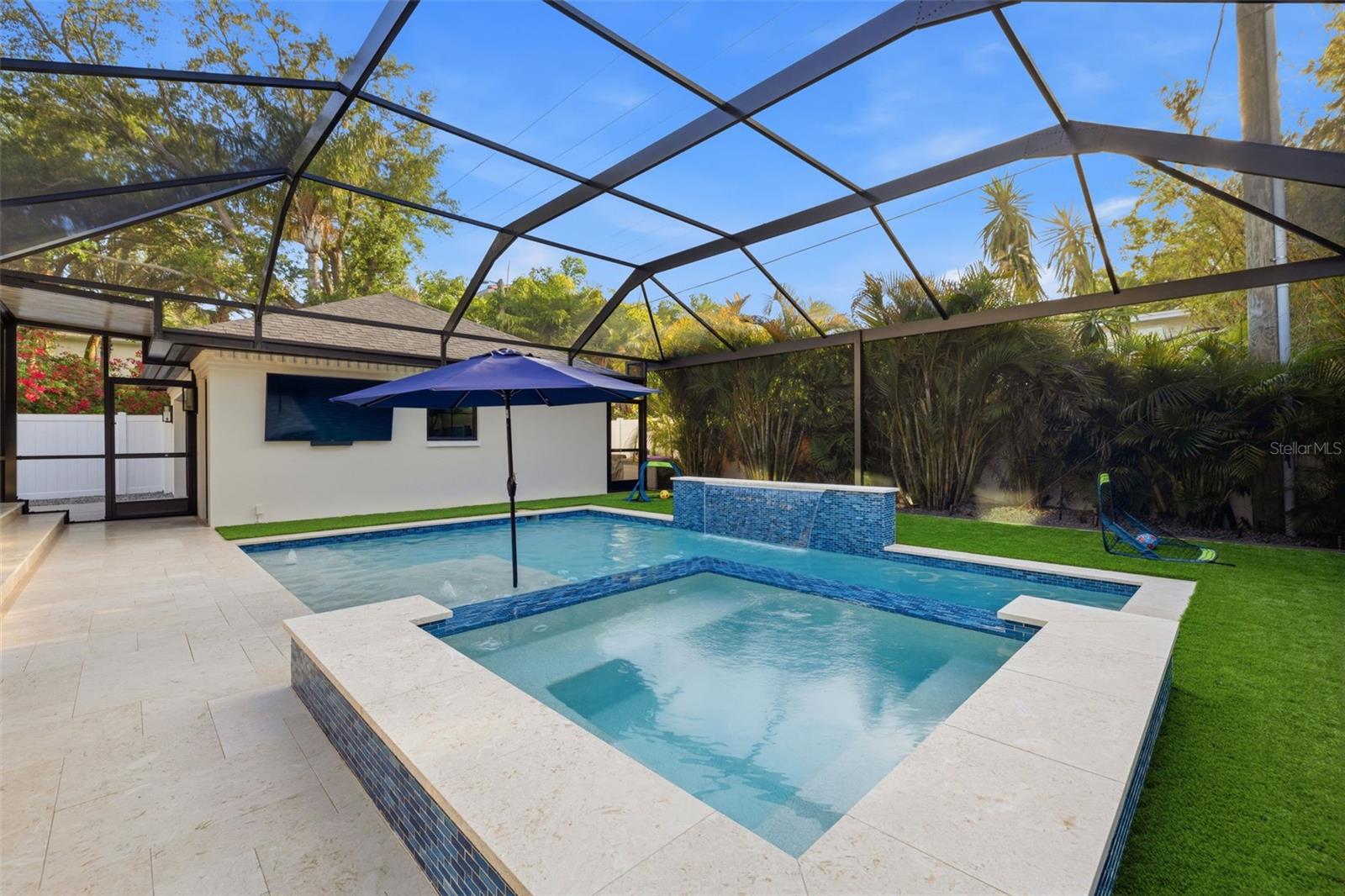 417 S PALOMA PL, TAMPA, FL, 33609