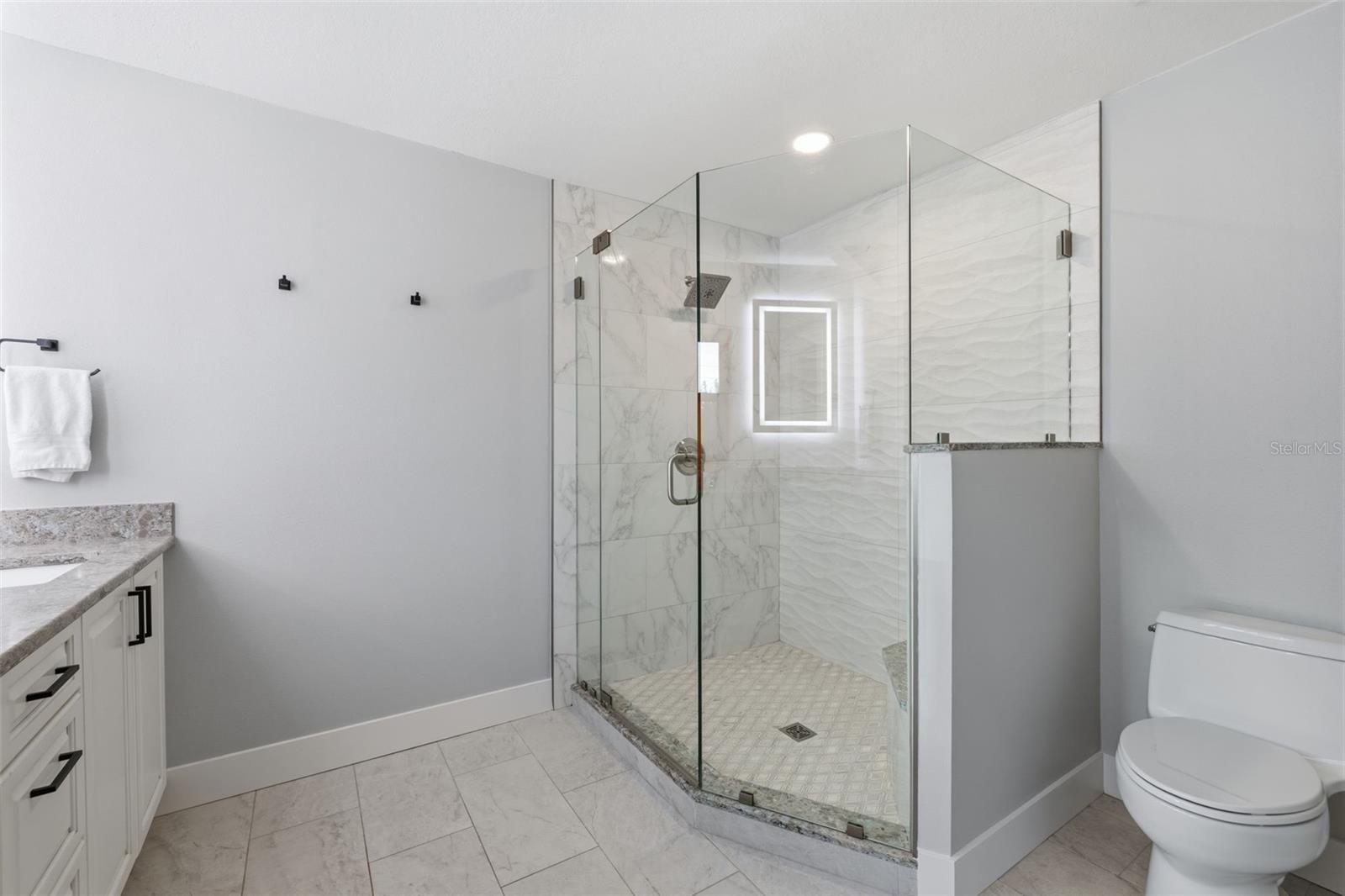 417 S PALOMA PL, TAMPA, FL, 33609