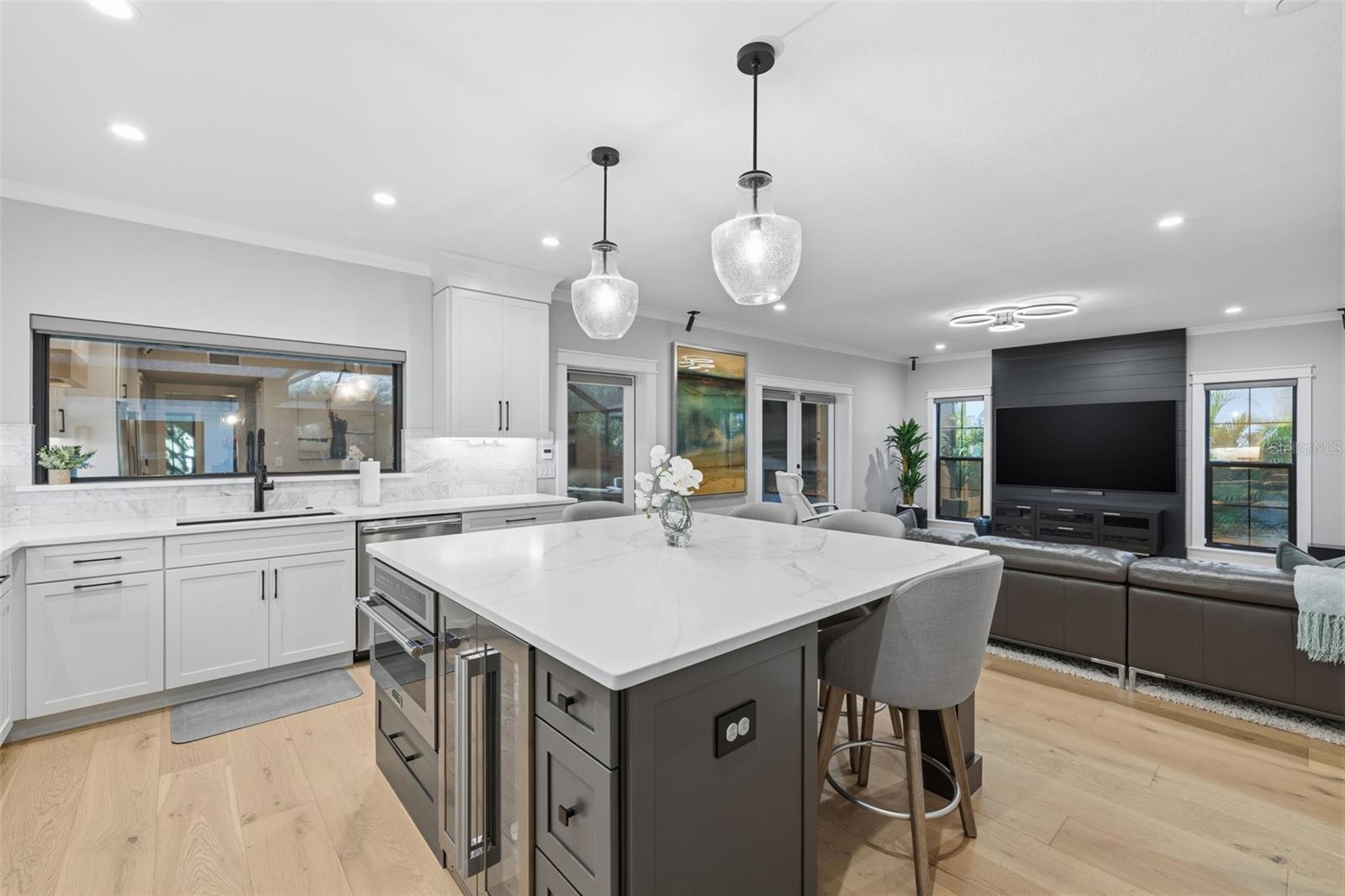 417 S PALOMA PL, TAMPA, FL, 33609