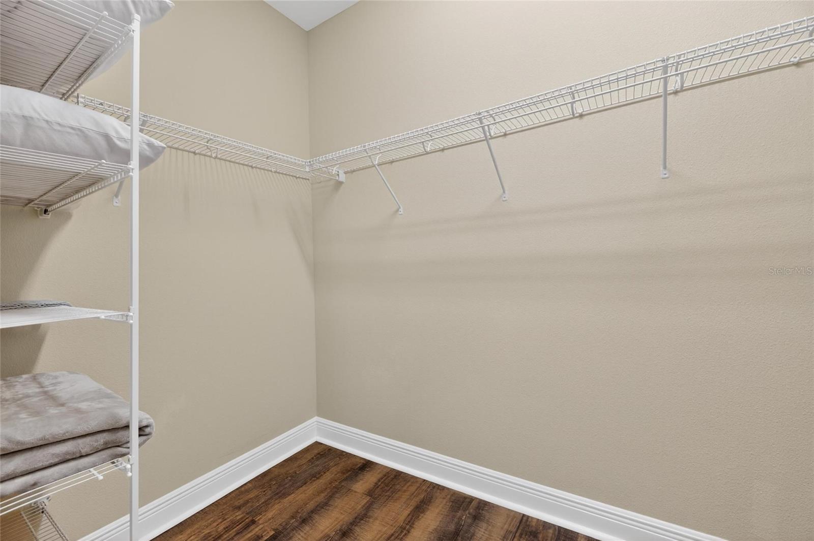 513 MANNS HARBOR DR, APOLLO BEACH, FL, 33572