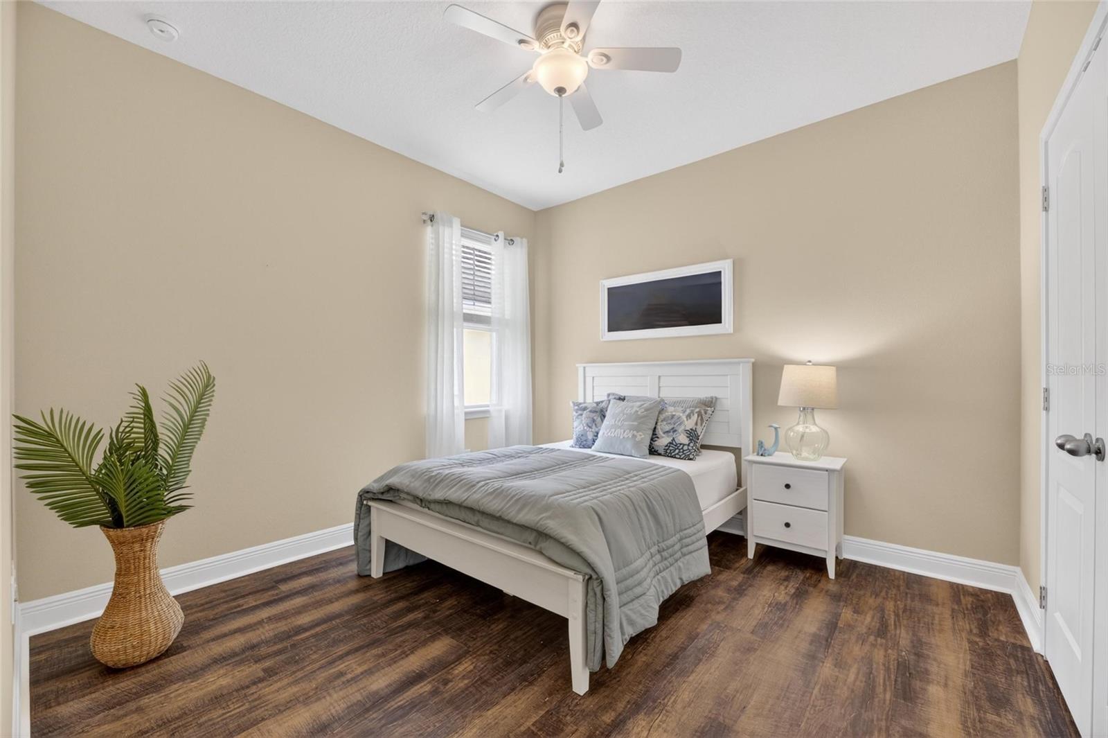 513 MANNS HARBOR DR, APOLLO BEACH, FL, 33572