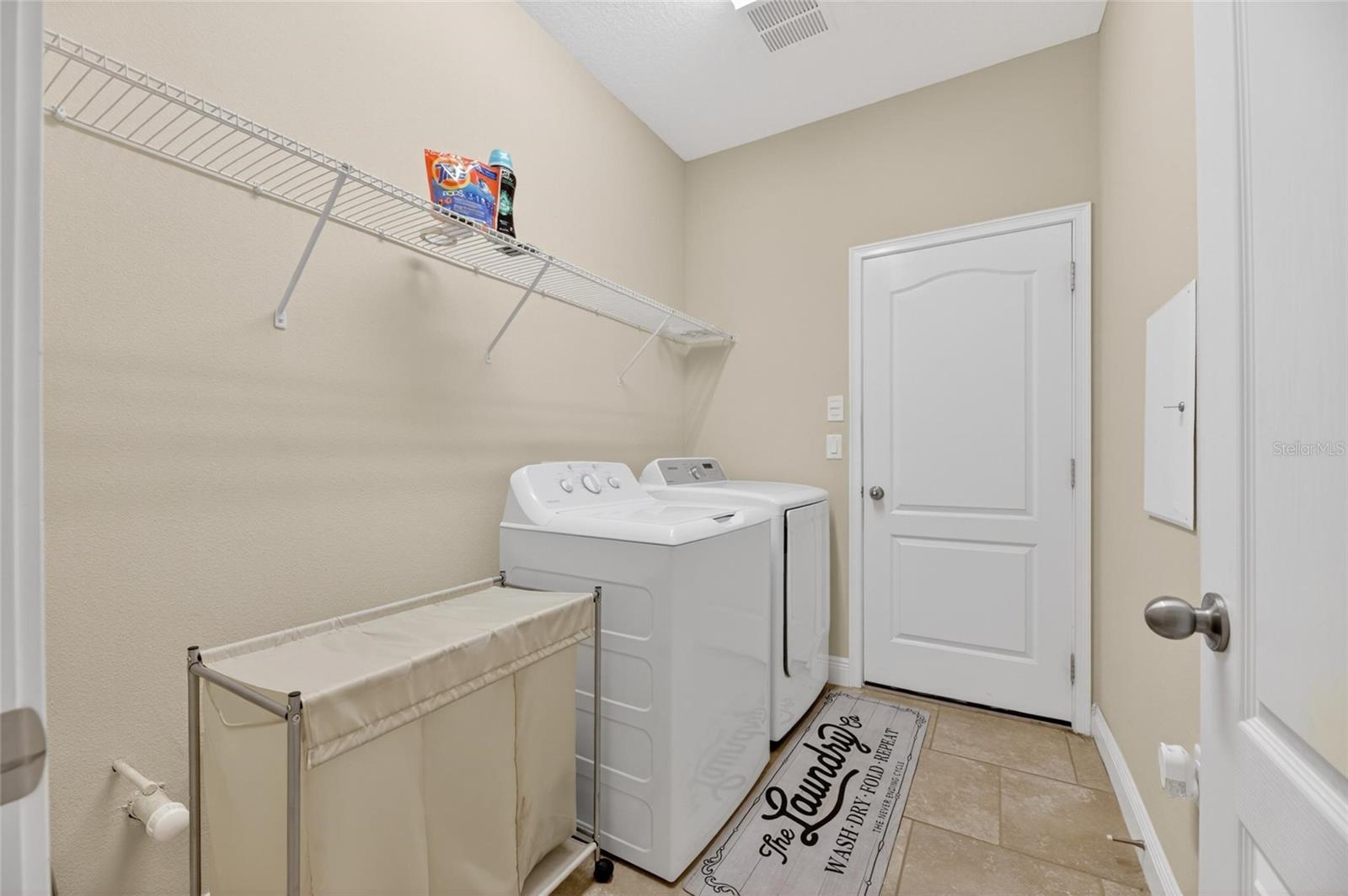 513 MANNS HARBOR DR, APOLLO BEACH, FL, 33572