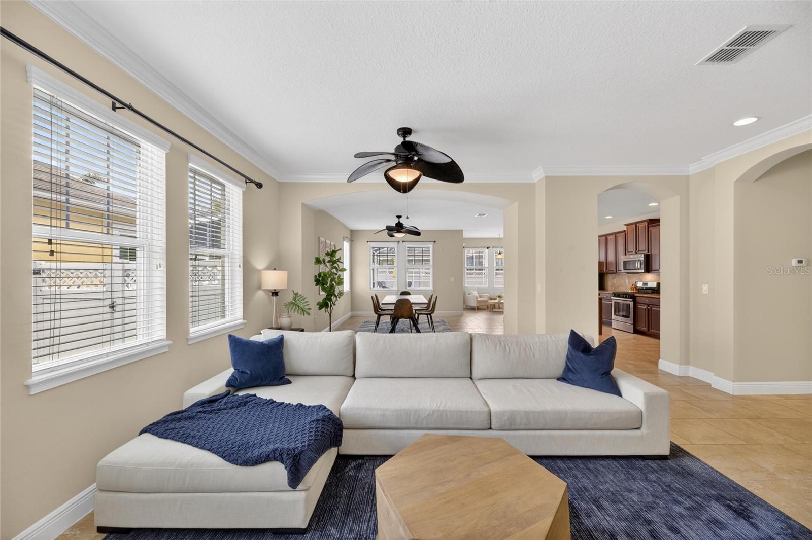 513 MANNS HARBOR DR, APOLLO BEACH, FL, 33572