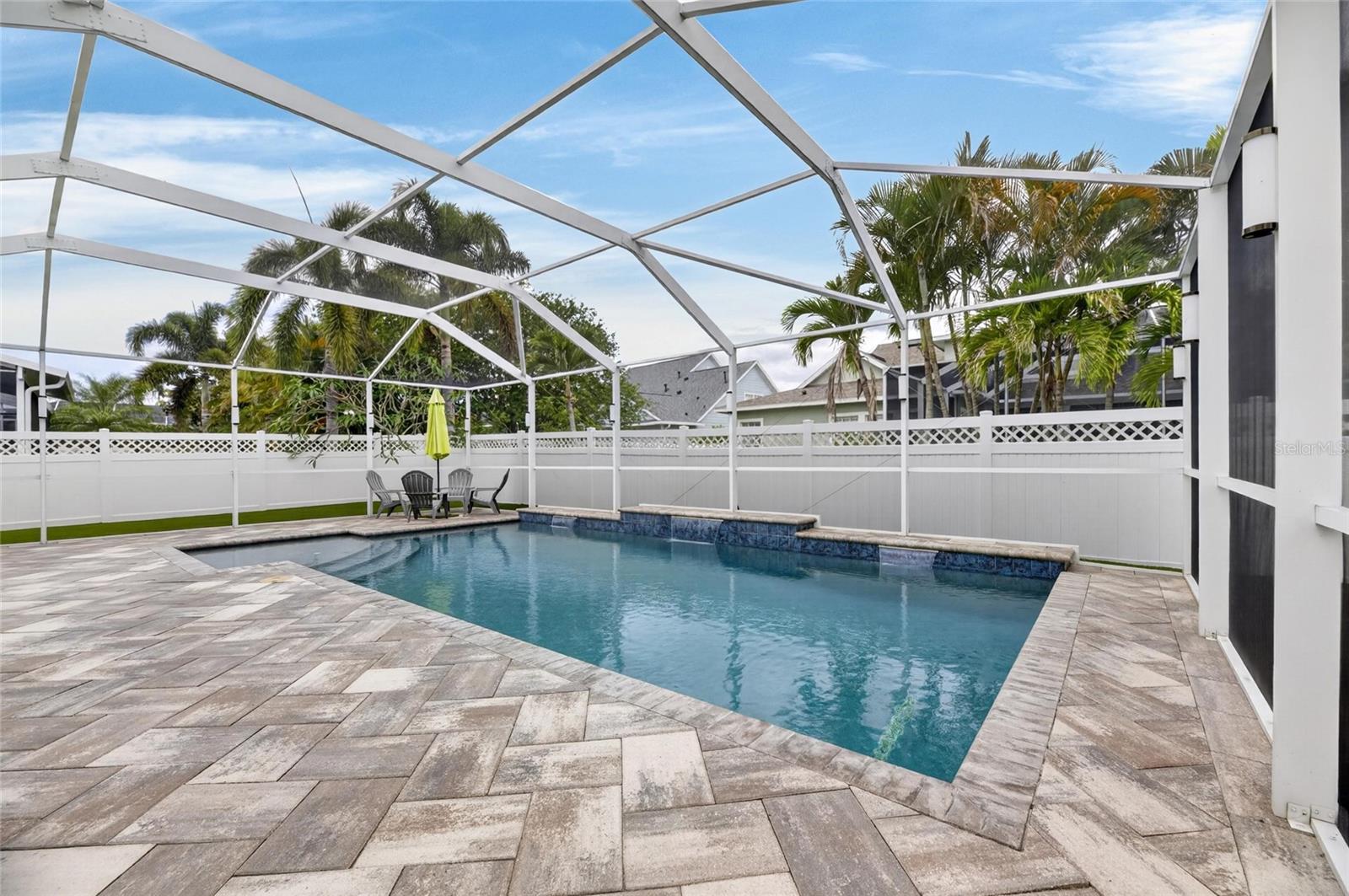 513 MANNS HARBOR DR, APOLLO BEACH, FL, 33572