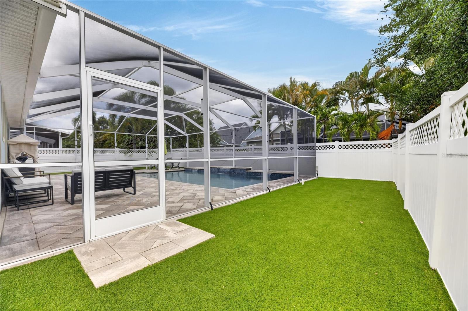 513 MANNS HARBOR DR, APOLLO BEACH, FL, 33572