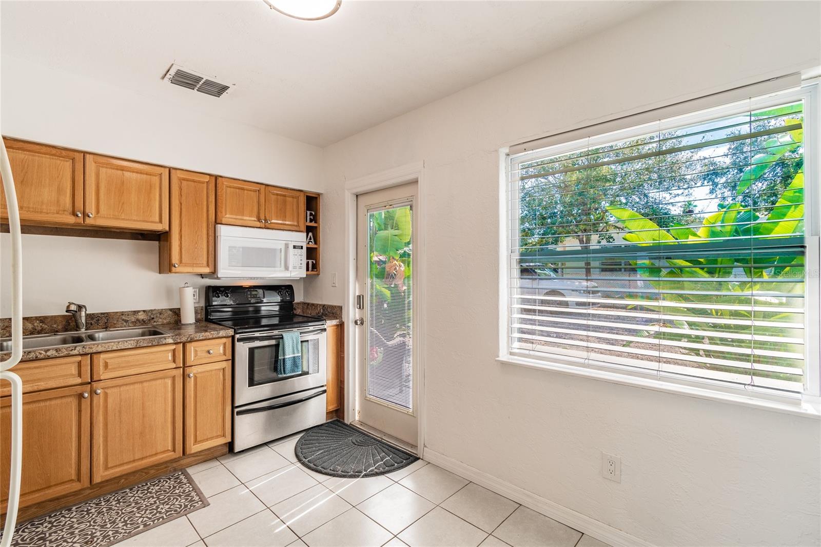607 BETMOR LN #Beachcomber, PALM HARBOR, FL, 34683