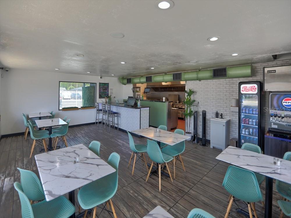 1881 W FAIRBANKS AVE, WINTER PARK, FL, 32789