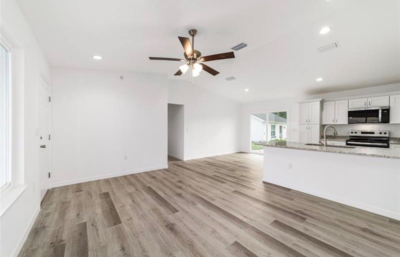 691 NE 130TH CT, SILVER SPRINGS, FL, 34488