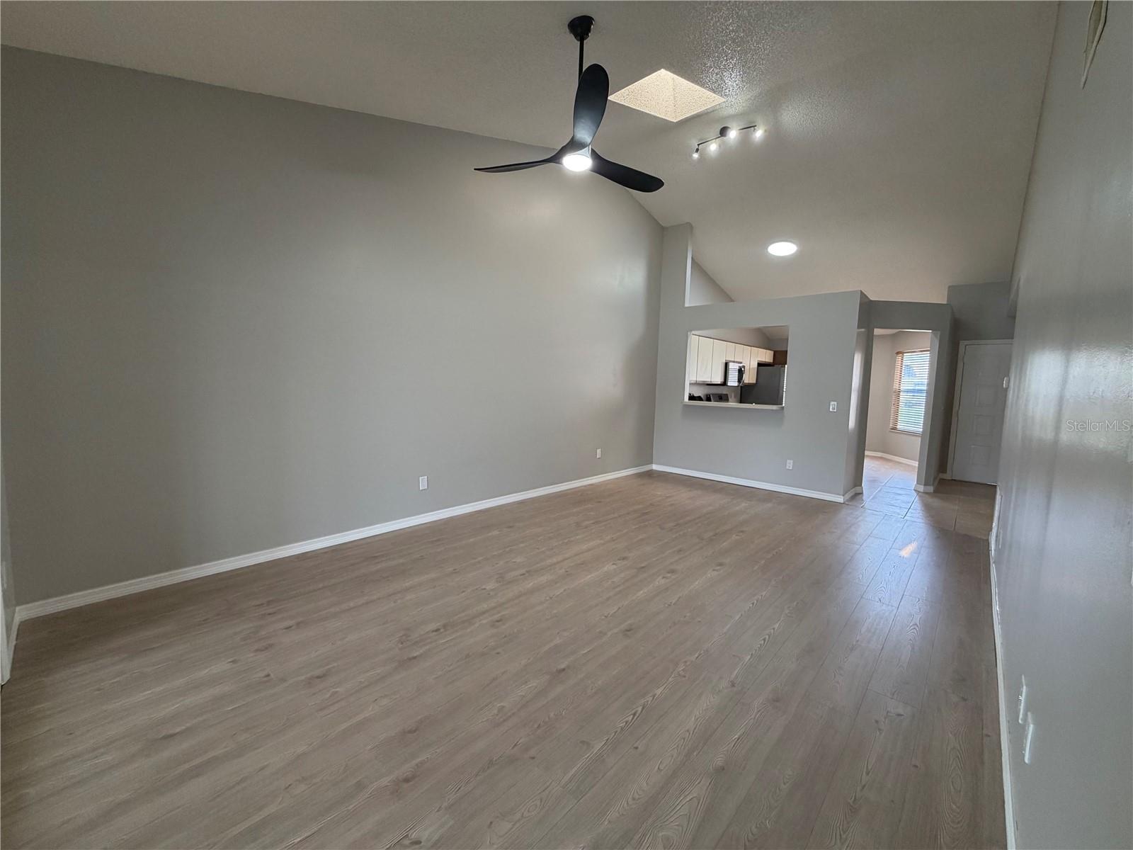 50 LAKEPOINTE CIR, KISSIMMEE, FL, 34743