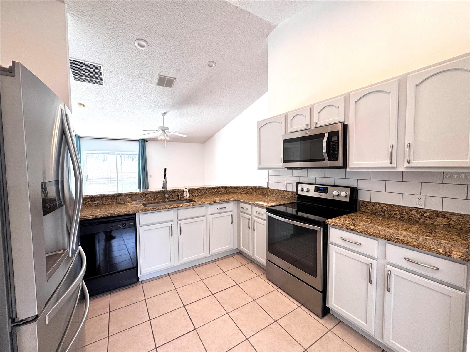 205 PARADISE WOODS PL, DAVENPORT, FL, 33896