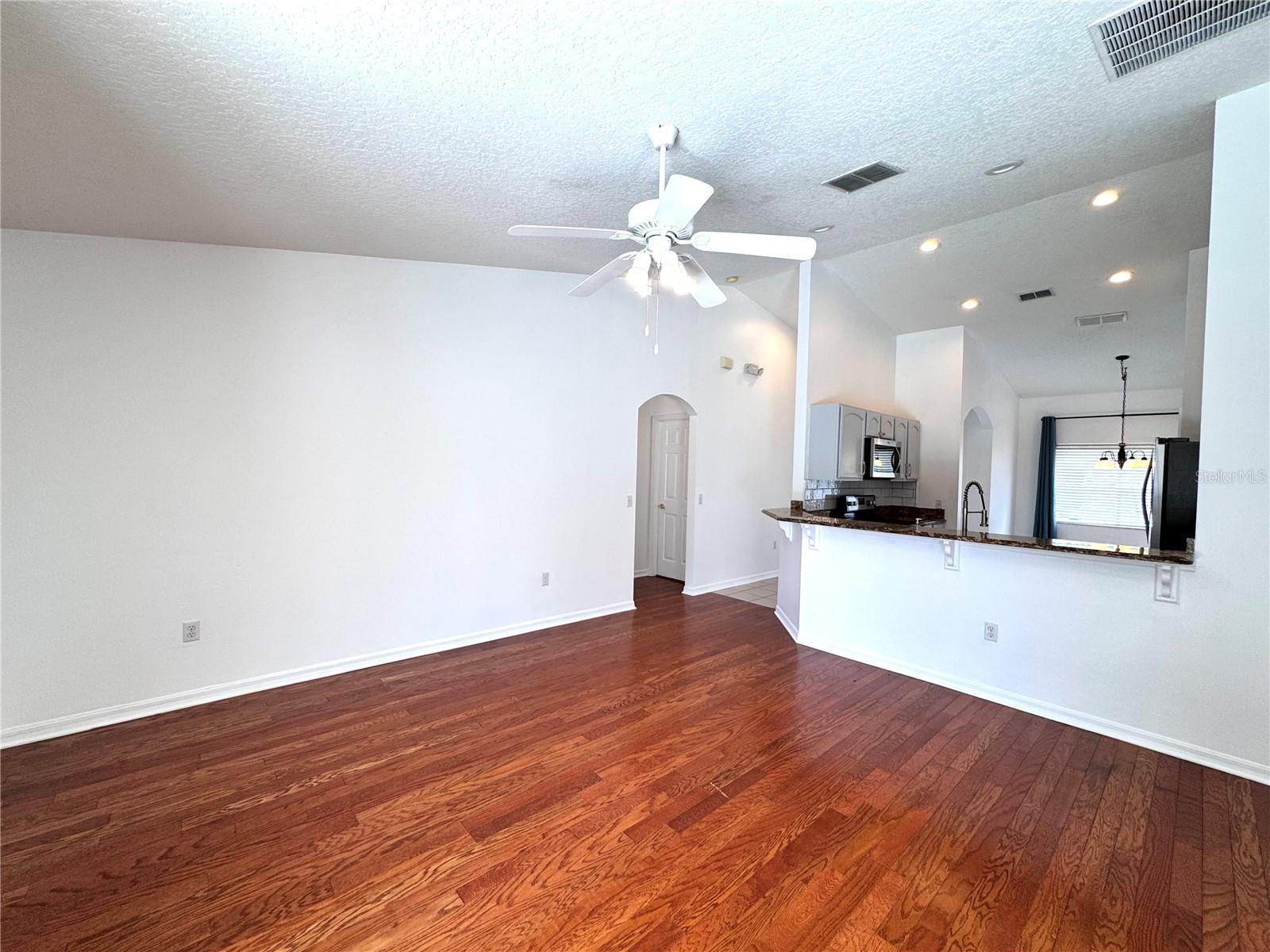 205 PARADISE WOODS PL, DAVENPORT, FL, 33896