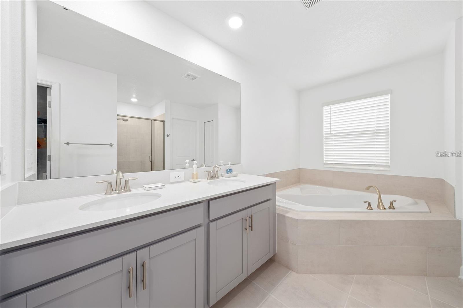 9715 INTRODUCTION WAY, ORLANDO, FL, 32832