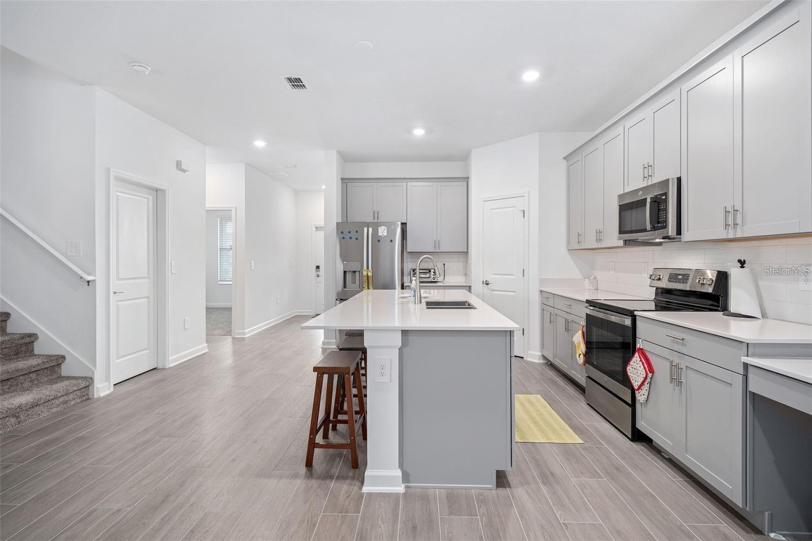 9715 INTRODUCTION WAY, ORLANDO, FL, 32832